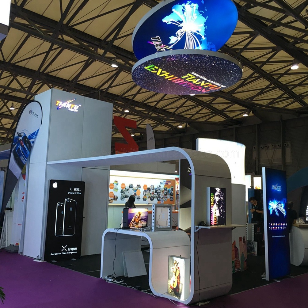 Fornitura di stand per espositori modulari convenzionati