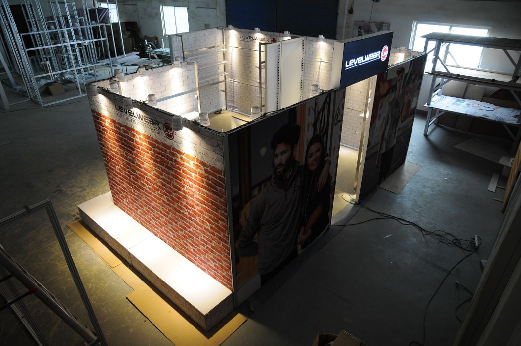 2019 New Super 10x10 Exhibition Booth Ketegangan Fabric Trade Show Folding Booth