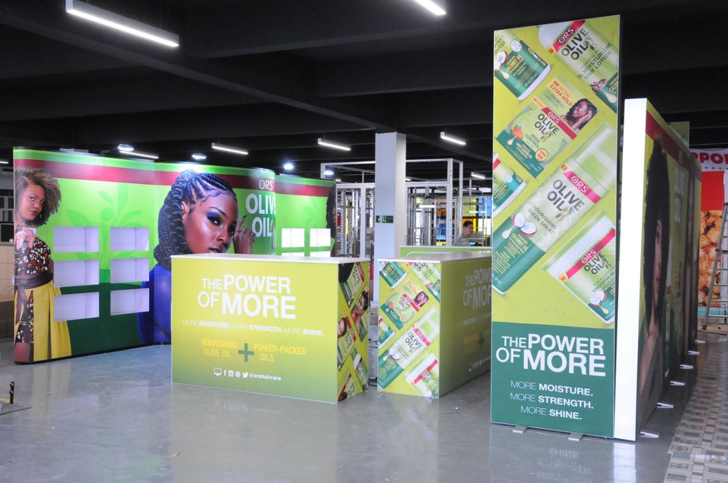 Ausstellung Drape Unterst&uuml;tzung Individueller Messestand anzeigen